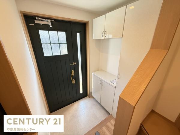 大阪市此花区伝法3丁目の中古一戸建て(玄関)