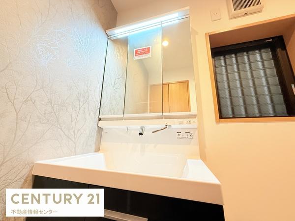 大阪市此花区伝法3丁目の中古一戸建て(洗面台・洗面所)