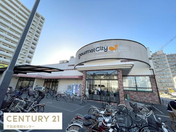 大阪市西区九条南4丁目の中古一戸建て(グルメシティ九条店)