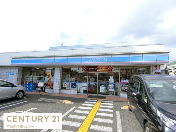 ユーロハイツ本田(ローソン西九条二丁目店)