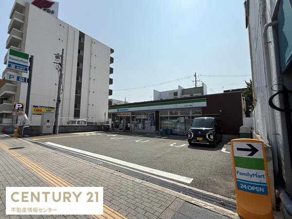 プライムスクエア住吉公園(ファミリーマート浜口西一丁目店)