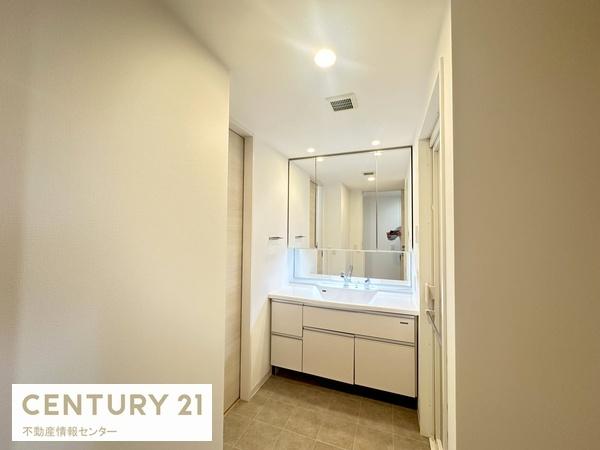 キングス夢咲シティ ひかりの街シャインコートC棟(洗面台・洗面所)