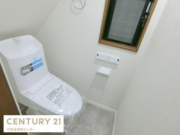 大阪市港区市岡元町2丁目の中古一戸建て(トイレ)