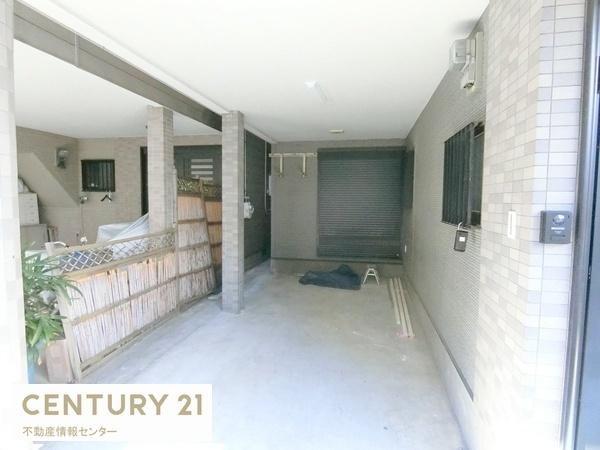 大阪市港区市岡元町2丁目の中古一戸建て(駐車場)