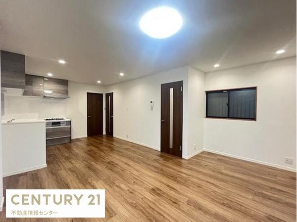 大阪市港区市岡元町2丁目の中古一戸建て(リビング)