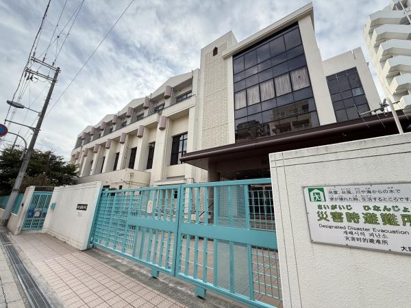 プレサンスロジェ都島本通イースト(大阪市立東都島小学校)