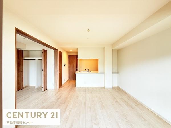 プレサンスロジェ都島本通イースト