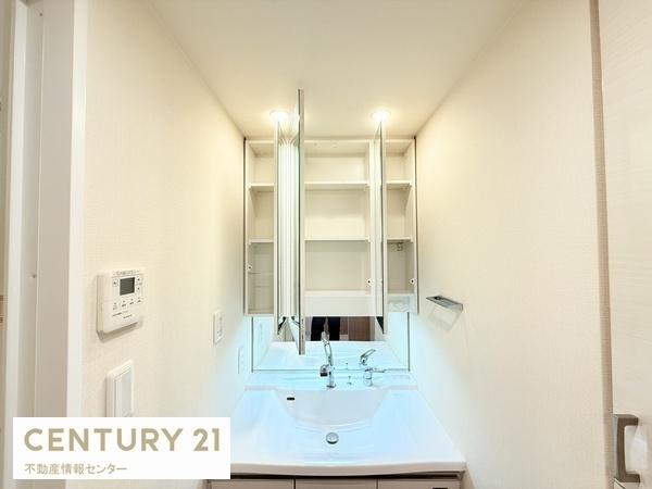 プレサンスロジェ都島本通イースト