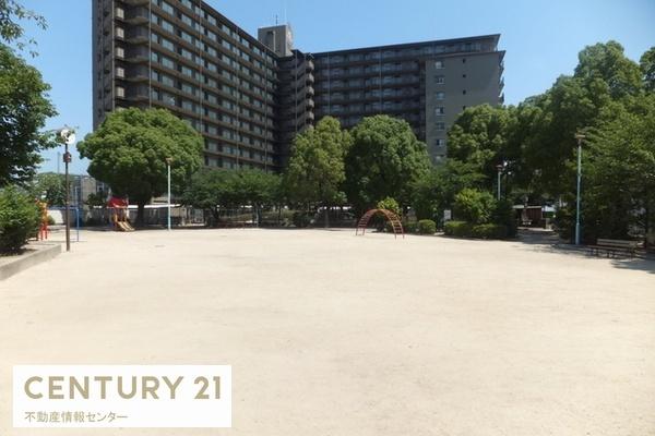 ルネ・パークプラザ