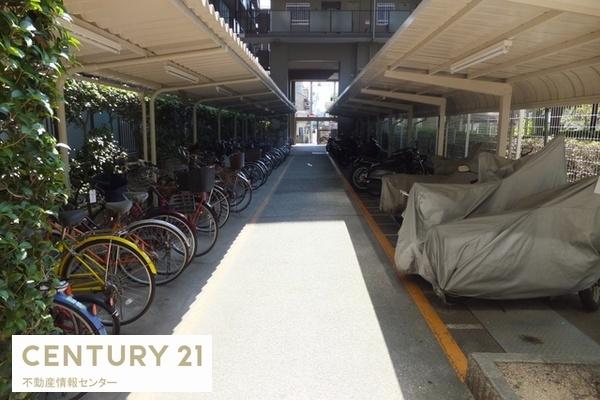 ルネ・パークプラザ