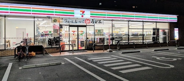 天保山第５コーポ２号棟(セブンイレブン築港４丁目店)