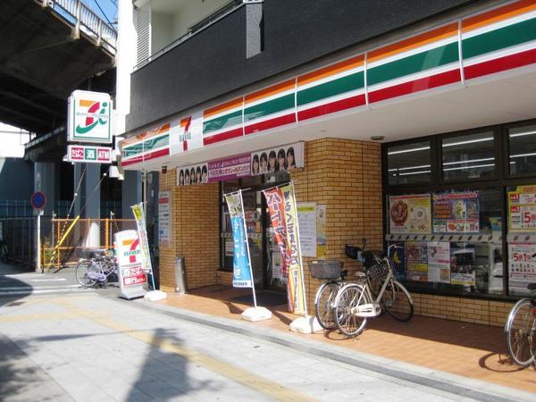 キングスクエアランドレックスＣ棟(セブンイレブン大阪南市岡３丁目店)