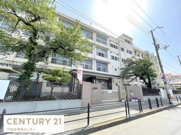 千島第１コーポ２号棟(大阪市立小林小学校)