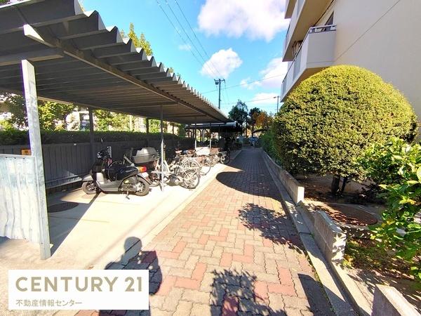 昭和山コーポ１号棟