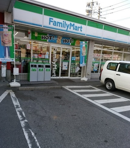 大分市大字上戸次の土地(ファミリーマート中戸次店)