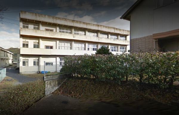 臼杵市大字望月の中古一戸建て(臼杵市立下南小学校)