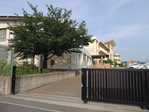 大分市大字角子原の土地(大分市立大在西小学校)