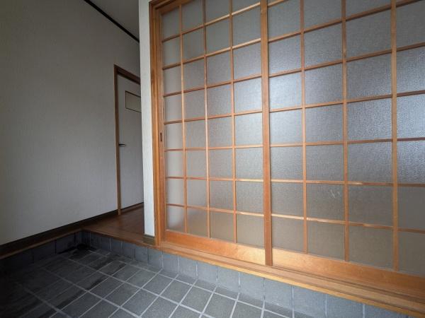 王ノ瀬2丁目　倉庫