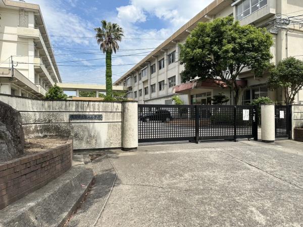 寒田南町第1-2号棟(大分市立寒田小学校)