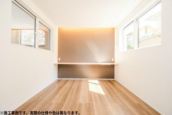 南春日　新築