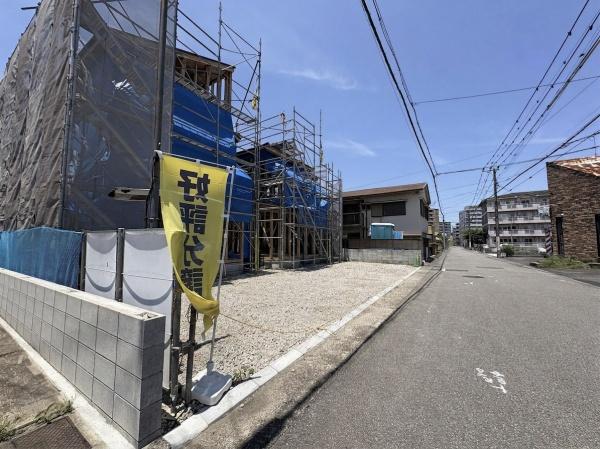 新春日町1丁目1期1号棟