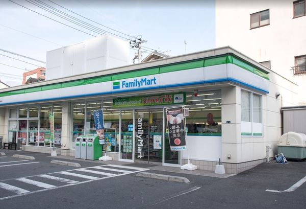 上原町1期1号棟(ファミリーマート別府中央町店)