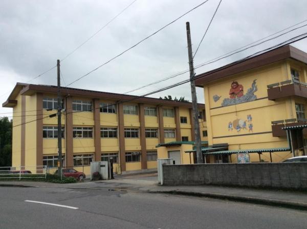 由布市挾間町向原の土地(由布市立挾間小学校)