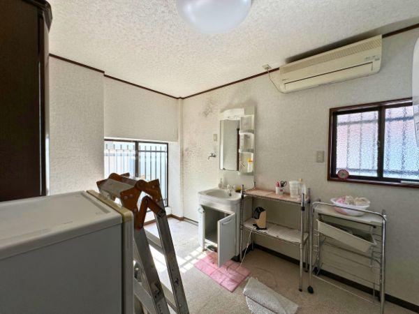 光吉　店舗付住宅