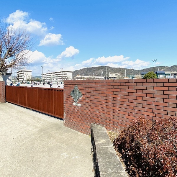 岐阜市御望の中古一戸建て(岐阜市立黒野小学校)