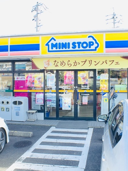 モアグレース本荘西Ⅱ 302号室(ミニストップ岐阜敷島町店)
