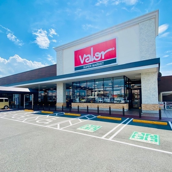 瑞穂市馬場上光町３丁目の中古一戸建て(バロー穂積店)