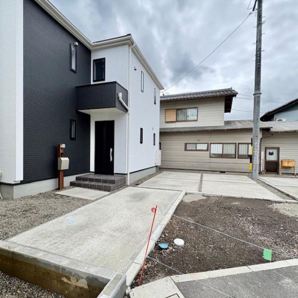 リーブルガーデン　岐南町野中　3号棟