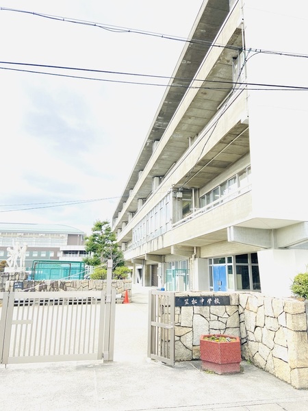 クレイドルガーデン　笠松町北及第2　2号棟(笠松町立笠松中学校)