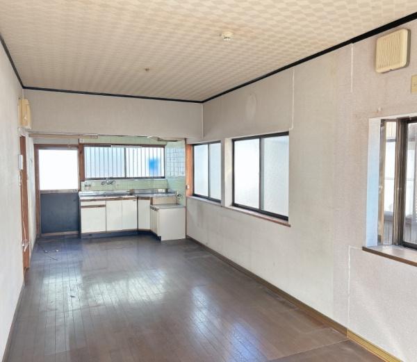 山県市東深瀬の中古一戸建て