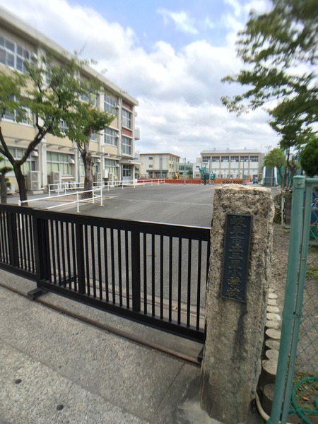 クレイドルガーデン岐阜市六条南 第1 3号棟(岐阜市立三里小学校)