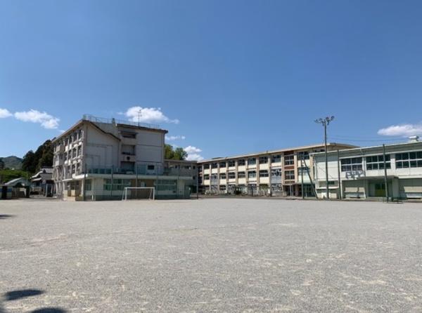 岐阜市諏訪山1丁目の中古一戸建て(岐阜市立芥見小学校)