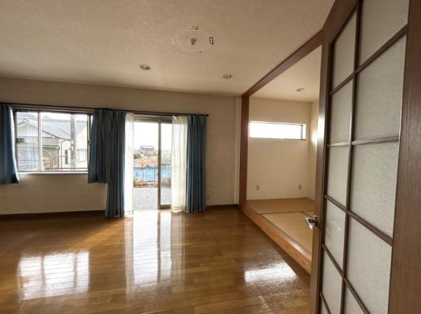 本巣市法林寺の中古一戸建て