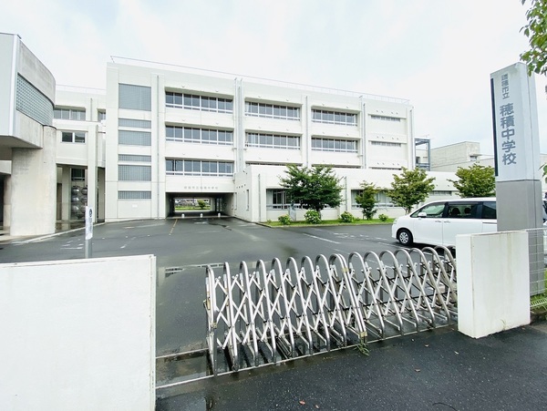 瑞穂市牛牧の中古一戸建て(瑞穂市立穂積中学校)