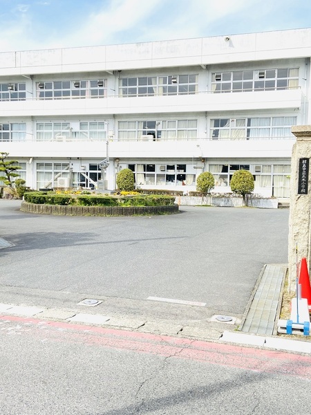 リーブルガーデン 羽島市正木町新井 1号棟(羽島市立正木小学校)