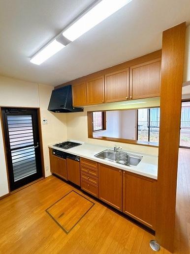 岐阜市芥見南山1丁目の中古一戸建て(キッチン)