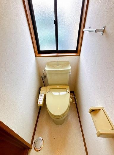 岐阜市芥見南山1丁目の中古一戸建て(トイレ)