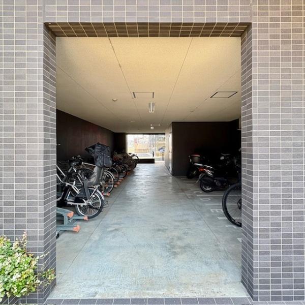 プレサンスロジェ岐阜ザクラスⅡ