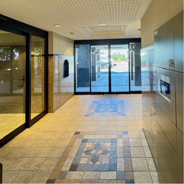 モアグレース茜部(エントランス)