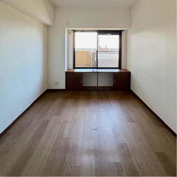 モアグレース茜部(洋室)