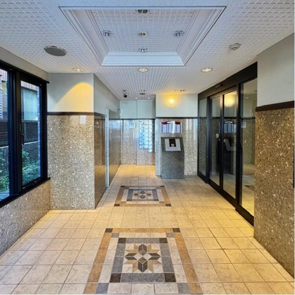 モアグレース茜部(エントランス)