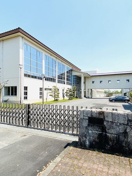 瑞穂市古橋の中古一戸建て(瑞穂市立巣南中学校)