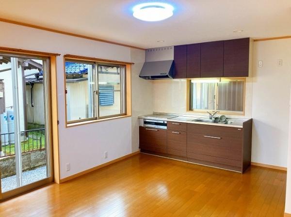 本巣市仏生寺の中古一戸建て