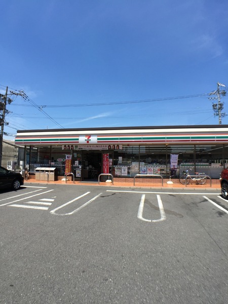 プレサンスアージュ　岐阜羽衣町(セブンイレブン岐阜敷島町3丁目店)