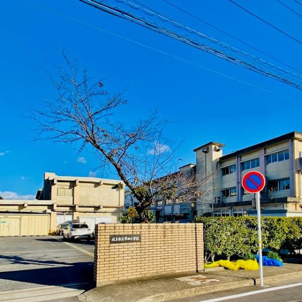 リーブルガーデン　岐阜市栄新町の平屋　1号棟(岐阜市立早田小学校)