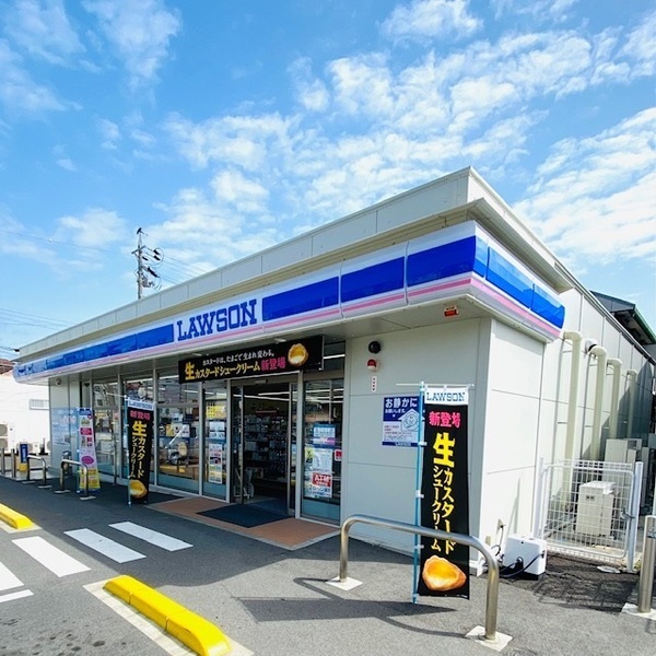 岐阜市桜木町1丁目　A棟(ローソン岐阜都通店)